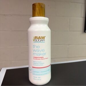 Sugar The Wave Maker Conditioner - White and Brown